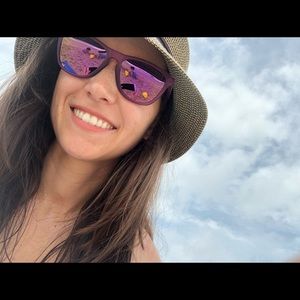 Meet your Posher, Samantha